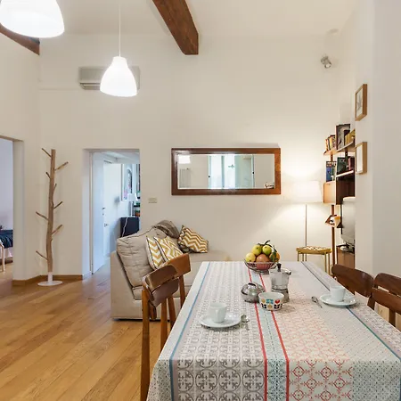 Pratello Cozy Flat 아파트 *